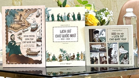 Bộ sách Hành trình sáng tạo chữ quốc ngữ, Lịch sử chữ quốc ngữ (1615 - 1919), 100 câu hỏi về Lịch sử chữ quốc ngữ - Ảnh: HỒ LAM Ai có công sáng tạo chữ quốc ngữ?- Ảnh 3.