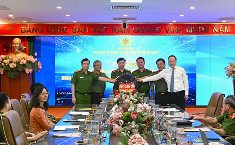 Khách hàng của Vietcombank có thêm kênh xác thực sinh trắc học- Ảnh 1. Khách hàng của Vietcombank có thêm kênh xác thực sinh trắc học- Ảnh 1.