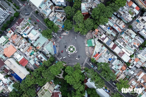 Hiện trạng ngã bảy Điện Biên Phủ, ngã sáu Nguyễn Tri Phương sẽ làm cầu vượt để xóa ùn tắc- Ảnh 4. Cùng với ngã bảy Điện Biên Phủ, ngã sáu Nguyễn Tri Phương - Ngô Gia Tự, Nguyễn Chí Thanh (quận 5, 10) sẽ được xây nút giao khác mức với các nhánh cầu vượt - Ảnh: TIẾN QUỐC