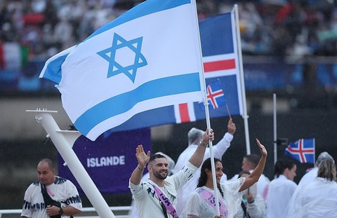 Olympic Paris 2024: Các VĐV Israel bị dọa giết, biểu ngữ chống Israel xuất hiện trên khán đài- Ảnh 1. Olympic Paris 2024: Các VĐV Israel bị dọa giết, biểu ngữ chống Israel xuất hiện trên khán đài- Ảnh 1.