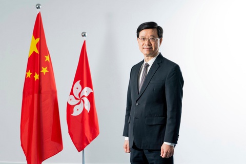 Trưởng Đặc khu Hong Kong Lý Gia Siêu lần đầu tiên thăm Việt Nam- Ảnh 1. Trưởng Đặc khu Hong Kong Lý Gia Siêu - Ảnh: REUTERS