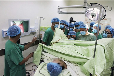 UBND TP.HCM chỉ đạo tăng cường kiểm tra bệnh viện thẩm mỹ có dấu hiệu sai phép- Ảnh 1. Người có nhu cầu thẩm mỹ nên chọn các cơ sở y tế uy tín (ảnh minh họa) - Ảnh: XUÂN MAI