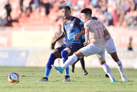 CLB Công An Hà Nội lấy chân sút ghi bàn nhiều thứ 2 V-League 2023-2024- Ảnh 1. Alan Sebastiao ở trận gặp CLB Công An Hà Nội - Ảnh: BÌNH ĐỊNH FC