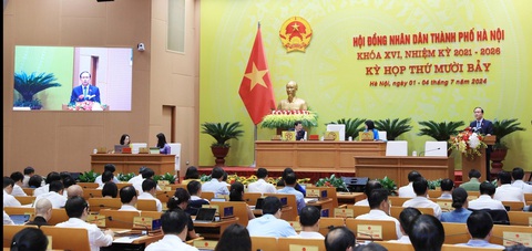 'Có chỉ số nào đánh giá cán bộ làm việc bằng trái tim hay không?'- Ảnh 1. Toàn cảnh phiên chất vấn và trả lời chất vấn sáng 3-7 - Ảnh: HĐND TP Hà Nội