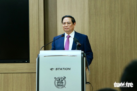 Thủ tướng thăm ĐH Quốc gia Seoul, mong có những công trình mang tính biểu tượng Hàn - Việt- Ảnh 3. Thủ tướng Phạm Minh Chính bày tỏ nhiều hy vọng vào thế hệ tương lai hai nước - Ảnh: DUY LINH