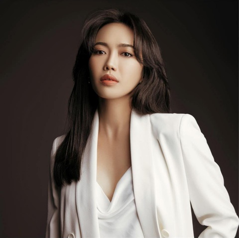 Diệu Nhi mang kinh nghiệm yêu gần chục năm lên show hẹn hò- Ảnh 1. Diệu Nhi tái xuất showbiz, làm bình luận cố vấn show hẹn hò