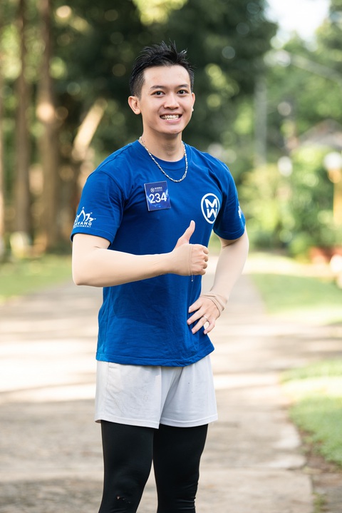 Tin tức giải trí 3-7: Zombie mắt lác, phim hoạt hình Việt Nam mới lạ- Ảnh 5. Đinh Ta Bi trong khuôn khổ phần thi thể thao Mr World 2024 - Ảnh: BTC