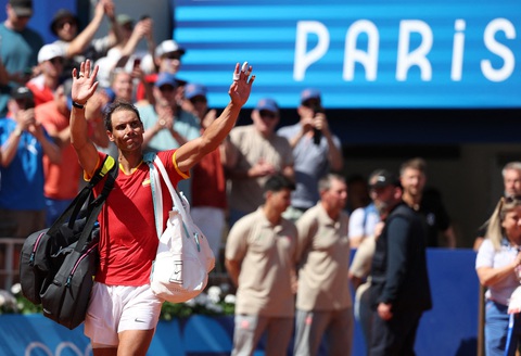 ‘Chuyện tình’ đẹp giữa Rafael Nadal và Paris- Ảnh 1. Rafael Nadal được khán giả Paris ủng hộ, ngay cả khi thất bại ở Olypmic 2024 - Ảnh: REUTERS