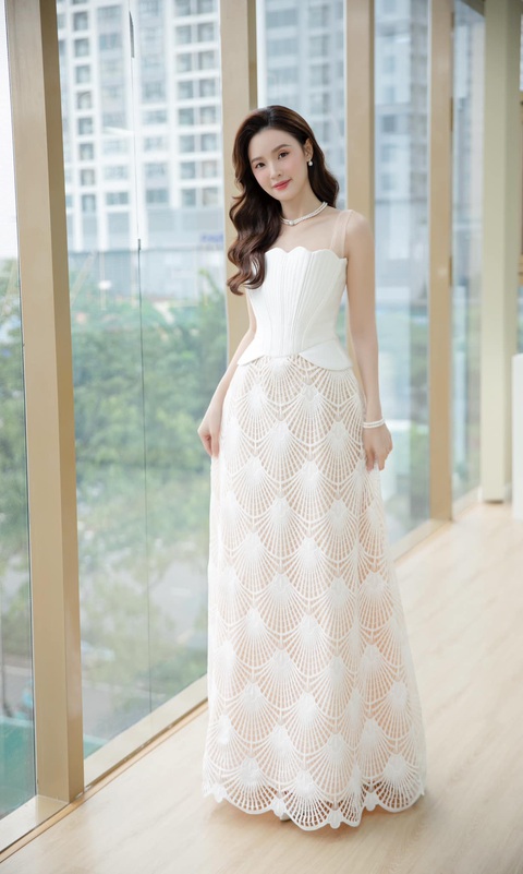 Midu được khuyên đi thi hoa hậu khi làm điều này- Ảnh 5. Midu được khuyên đi thi hoa hậu khi làm điều này- Ảnh 5.