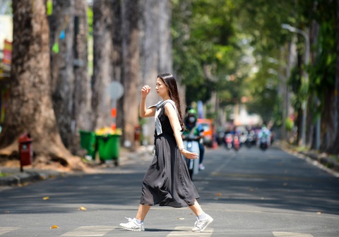 Thời tiết hôm nay 31-7: Trung Bộ, Nam Bộ ngày nắng, Bắc Bộ mưa dông- Ảnh 1. Hôm nay 31-7, thời tiết Nam Bộ ngày nắng, có lúc nhiều mây, chiều tối mưa rào - Ảnh: QUANG ĐỊNH