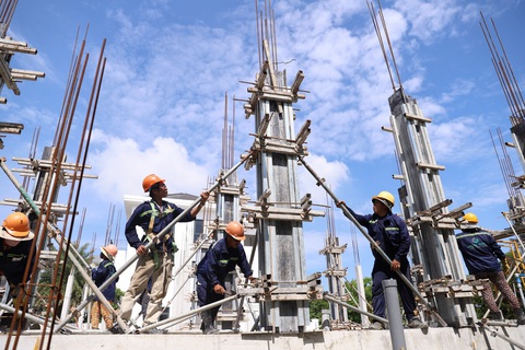 Tổng giám đốc Novaland: ‘Mong khách hàng tiếp tục kiên nhẫn’- Ảnh 1. Một số dự án bất động sản của Novaland được xây dựng trở lại