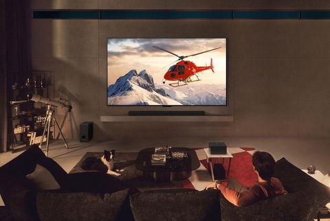 LG kết hợp cùng nghệ sĩ trẻ tôn vinh nghệ thuật trên TV OLED- Ảnh 4. Năm 2024 đã đánh dấu một thập kỷ mới khi LG OLED TV tiếp tục được công nhận Giải thưởng Sáng tạo CES