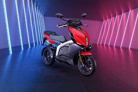 Xe máy điện Ấn Độ đăng ký ở Việt Nam: Trang bị xịn hơn Honda SH, giá dễ trên 80 triệu đồng- Ảnh 1. Xe máy điện Ấn Độ đăng ký ở Việt Nam: Trang bị xịn hơn Honda SH, giá dễ trên 80 triệu đồng- Ảnh 1.