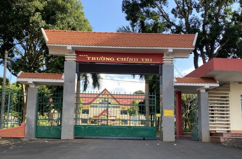 Trường Chính trị Đắk Lắk nơi có kế toán thụt két rồi báo mất trộm và phó khoa bị bắt vì hành vi đánh bạc - Ảnh: TÂM AN Trường Chính trị Đắk Lắk, nơi có kế toán