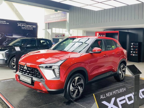 Tin tức giá xe: Mitsubishi Xforce giảm tới 60 triệu đồng tại đại lý, chỉ áp dụng cho rất ít- Ảnh 2. Ngoài ra, các đại lý còn khuyến mãi thêm bảo hiểm và một số phụ kiện như film cách nhiệt, thảm trải sàn... - Ảnh: Đại lý Mitsubishi