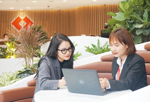 Lộ diện 13 tổ chức, cá nhân nắm trên 1% cổ phiếu tại Techcombank- Ảnh 1. Lộ diện 13 tổ chức, cá nhân nắm trên 1% cổ phiếu tại Techcombank- Ảnh 1.