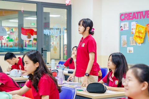 Trường song ngữ có 100% học sinh lớp 12 miễn thi tiếng Anh vì có bằng IELTS- Ảnh 4. Trường song ngữ có 100% học sinh lớp 12 miễn thi tiếng Anh vì có bằng IELTS- Ảnh 4.