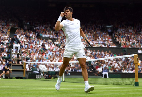 Sinner và Alcaraz đi tiếp, Casper Ruud bị loại sốc ở vòng 2 Wimbledon 2024- Ảnh 2. Tay vợt số 3 thế giới có chiến thắng dễ dàng - Ảnh: REUTERS