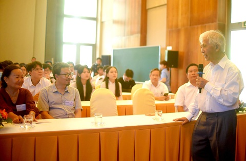 Tâm nguyện tuổi 90 của giáo sư, nhà khoa học Trần Thanh Vân- Ảnh 1. GS Trần Thanh Vân trong một hoạt động khoa học tại ICISE - Ảnh: LÂM THIÊN