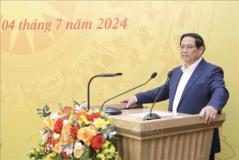 Tổng bí thư: 6 tháng đầu năm 2024, lực lượng công an đã hoàn thành xuất sắc nhiệm vụ- Ảnh 4. Thủ tướng Phạm Minh Chính phát biểu tại hội nghị - Ảnh: TTXVN