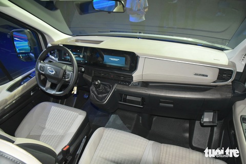 Ford Transit 2024 ra mắt Việt Nam: Giá từ 905 triệu, rộng rãi hơn, nhiều công nghệ lần đầu có- Ảnh 8. Ford Transit 2024 ra mắt Việt Nam: Giá từ 905 triệu, rộng rãi hơn, nhiều công nghệ lần đầu có- Ảnh 8.