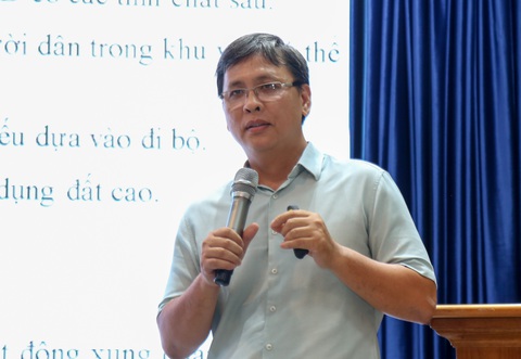Chuyên gia cho rằng TP.HCM phải giữ bí mật thiết kế metro để làm TOD- Ảnh 3. TS Phạm Trần Hải - Viện Nghiên cứu phát triển TP.HCM - nêu ý kiến - Ảnh: THẢO LÊ