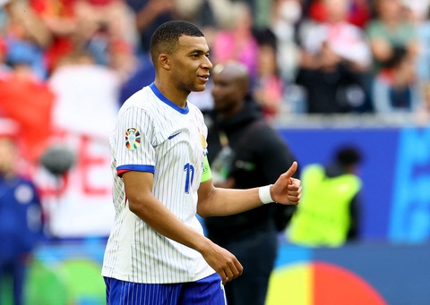 Mbappe nói tuyển Pháp bế tắc tại Euro 2024 vì thiếu Pogba- Ảnh 1. Kylian Mbappe thừa nhận tuyển Pháp bế tắc vì thiếu Pogba - Ảnh: REUTERS