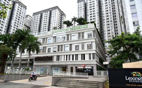Cư dân chung cư Lexington (phường An Phú, TP Thủ Đức, TP.HCM) của Novaland chưa đủ điều kiện cấp sổ hồng do chưa hoàn tất nghĩa vụ tài chính dù người dân đã vào ở nhiều năm - Ảnh: T.T.D. Cư dân chung cư Lexington (phường An Phú, TP Thủ Đức, TP.HCM) của Novaland chưa đủ điều kiện cấp sổ hồng do chưa hoàn tất nghĩa vụ tài chính dù người dân đã vào ở nhiều năm - Ảnh: T.T.D.