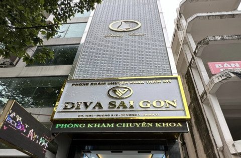Khách hàng bị sốc phản vệ, phòng khám thẩm mỹ ở TP.HCM trốn trách nhiệm- Ảnh 1. Phòng khám thẩm mỹ Diva Sài Gòn (số 1390 đường 3 Tháng 2, quận 11, TP.HCM) đã trốn tránh trách nhiệm về sự cố khách hàng bị sốc phản vệ sau “thẩm mỹ vùng kín” - Ảnh: Sở Y tế TP.HCM cung cấp