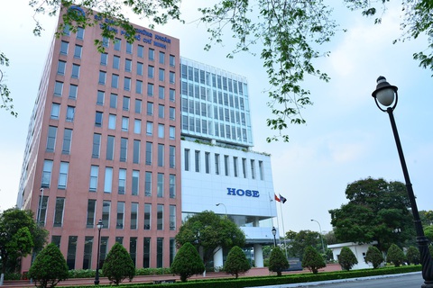 Mất điện tại Công viên phần mềm Quang Trung, Điện lực TP.HCM: 'không gây mất điện' - Ảnh 1. Mất điện ở Công viên phần mềm Quang Trung đã gây sự cố kết nối công ty chứng khoán - Ảnh: QTSC