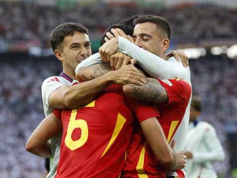 Máy tính soi tỉ số Euro 2024: Tây Ban Nha hòa Pháp 1-1, Pháp sẽ thắng trên chấm luân lưu- Ảnh 2. Tuyển Tây Ban Nha được dự đoán sẽ bị Pháp loại khỏi bán kết Euro 2024 - Ảnh: REUTERS