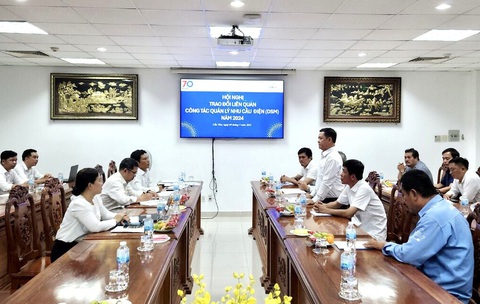 Điện lực miền Nam: Hơn 150.000 khách hàng tham gia cuộc thi tiết kiệm điện- Ảnh 1. Công ty Điện lực TP Cần Thơ tổ chức hội nghị trao đổi công tác quản lý nhu cầu điện với khách hàng có mức tiêu thụ điện lớn trên địa bàn.