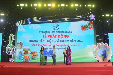 URC Việt Nam quan tâm đến sự phát triển bền vững của trẻ em- Ảnh 1. URC Việt Nam quan tâm đến sự phát triển bền vững của trẻ em- Ảnh 1.