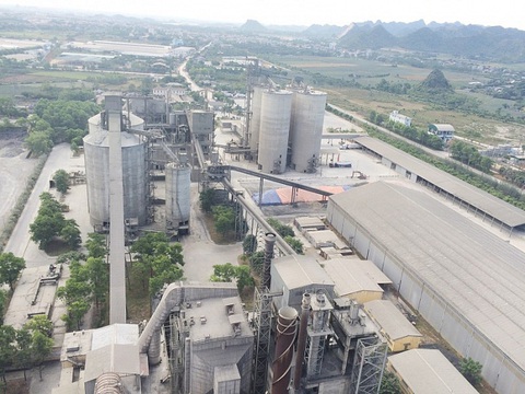 Loạt công ty nhà Vicem báo lỗ, có nơi lũy kế âm nghìn tỉ vào diện thanh tra- Ảnh 1. Nhà máy xi măng Vicem Tam Điệp - Ảnh: VICEM