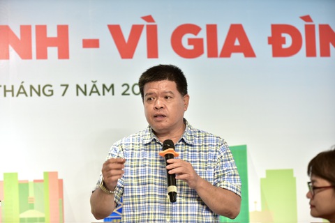 Lái xe an toàn: Giải quyết 'gốc rễ' từ ý thức mỗi người- Ảnh 5. Ông Bùi Hòa An, phó giám đốc Sở Giao thông vận tải TP.HCM, chia sẻ TP.HCM sẽ tập trung nhiều giải pháp về hạ tầng, tuyên truyền... trong thời gian tới - Ảnh: T.T.D