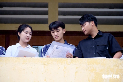Điểm chuẩn xét học bạ Trường đại học Sư phạm Hà Nội 2 cao nhất 29,8 điểm- Ảnh 1. Thí sinh tham dự kỳ thi tốt nghiệp THPT năm 2024 - Ảnh: NGUYÊN BẢO