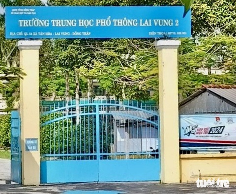 Giáo viên bức xúc vì hơn 3 tháng gửi đơn vẫn chưa được phản hồi- Ảnh 1. Giáo viên Trường THPT Lai Vung 2 bức xúc sau hơn 3 tháng gửi đơn khiếu nại vẫn chưa nhận được kết quả trả lời của Thanh tra Sở Giáo dục và Đào tạo - Ảnh: ĐẶNG TUYẾT