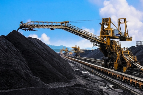 TKV vượt nhiều chỉ tiêu trong 7 tháng đầu năm 2024- Ảnh 2. Hoạt động sản xuất kinh doanh của TKV