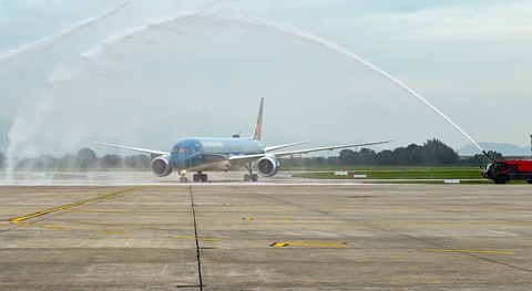 Khách quốc tế tăng, Vietnam Airlines đạt kết quả kinh doanh khả quan- Ảnh 1. Khách quốc tế tăng, Vietnam Airlines đạt kết quả kinh doanh khả quan- Ảnh 1.