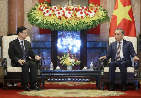 Thúc đẩy đầu tư của Hong Kong vào Việt Nam- Ảnh 2. Chủ tịch nước Tô Lâm đánh giá cao việc Hong Kong ban hành chính sách mới tạo thuận lợi hơn cho công dân Việt Nam nhập cảnh - Ảnh: TTXVN