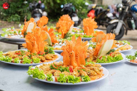 Các món ăn trong đám cưới chay được trình bày hết sức cầu kỳ - Ảnh: NVCC Đám cưới độc lạ 300 khách mời được đãi tiệc chay, ai cũng khen ngon- Ảnh 3.