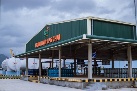 Giá gas tăng sau nhiều tháng giảm liên tiếp- Ảnh 1. Trạm nạp LPG Khánh Hòa của Gas South