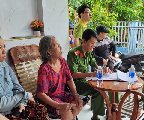 Sập trụ ăng ten Đài Truyền hình Kiên Giang làm 2 người bị thương- Ảnh 2. Sập trụ ăng ten Đài Truyền hình Kiên Giang làm 2 người bị thương - Ảnh 2.