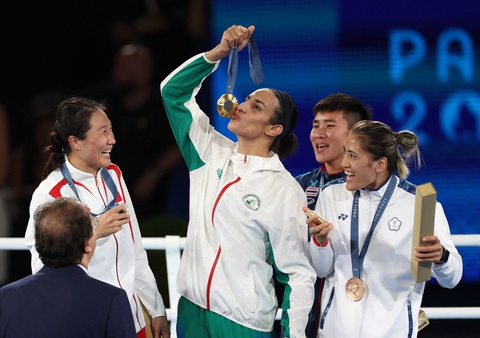 Võ sĩ gây tranh cãi giới tính đoạt HCV boxing- Ảnh 1. Võ sĩ gây tranh cãi giới tính đoạt HCV boxing- Ảnh 1.