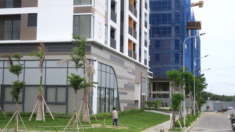 Người vay mua nhà ở xã hội sốc vì lãi suất đột ngột tăng- Ảnh 1. Người vay mua nhà ở xã hội sốc vì lãi suất đột ngột tăng- Ảnh 1.