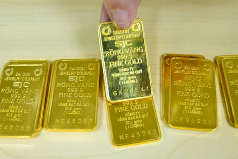 Tin tức sáng 11-8: Đại hạ giá khoản nợ nghìn tỉ của 'đại gia' năng lượng, rao mãi vẫn ế- Ảnh 2. Tin tức sáng 11-8: Đại hạ giá khoản nợ nghìn tỉ của 'đại gia' năng lượng, rao mãi vẫn ế- Ảnh 2.