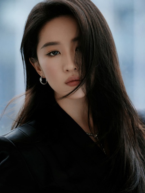 Nhan sắc Lưu Diệc Phi lần đầu đi livestream bán hàng gây sốt- Ảnh 1. Nhan sắc Lưu Diệc Phi lần đầu đi livestream bán hàng gây sốt- Ảnh 1.