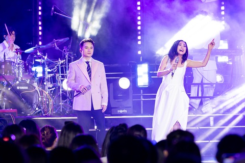 Phương Thanh là trùm ủy mị, 'ca sĩ gen Z triển vọng'- Ảnh 1. Phương Thanh là trùm ủy mị, 'ca sĩ gen Z triển vọng'- Ảnh 1.