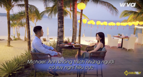 Đảo thiên đường tập 5: Tình yêu hay là tình bạn? - Ảnh 11. Rayeon bày tỏ tình cảm với Micheal Trương. Tuy nhiên, anh chàng vẫn chưa biểu lộ tình cảm gì rõ rệt