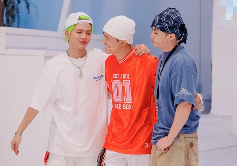 Gin Tuấn Kiệt an ủi fan sau khi bị loại ở 'Anh trai Say hi'- Ảnh 1. Gin Tuấn Kiệt được nhiều anh trai yêu mến.